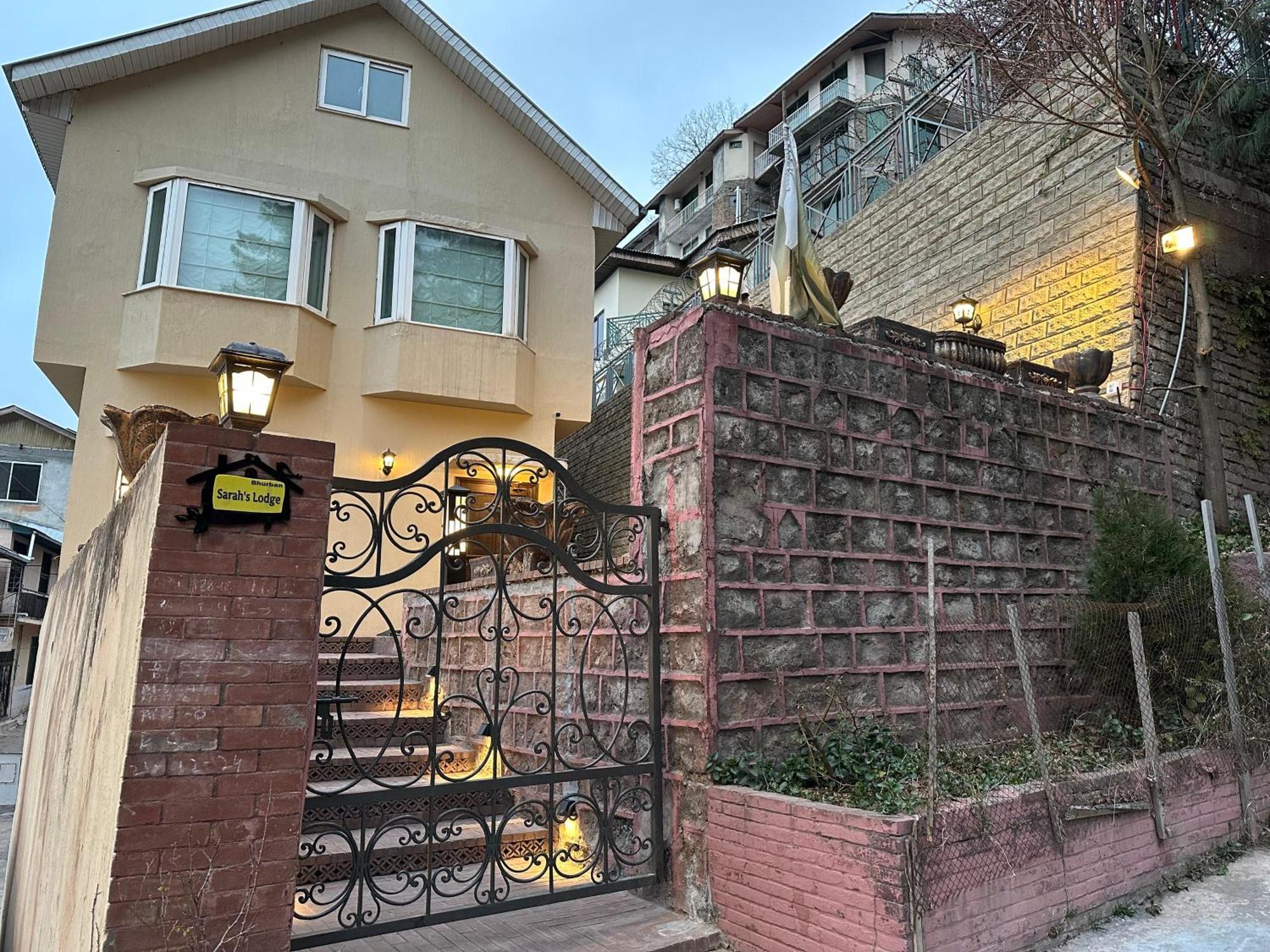 Sarah'S Lodge Муррее Экстерьер фото
