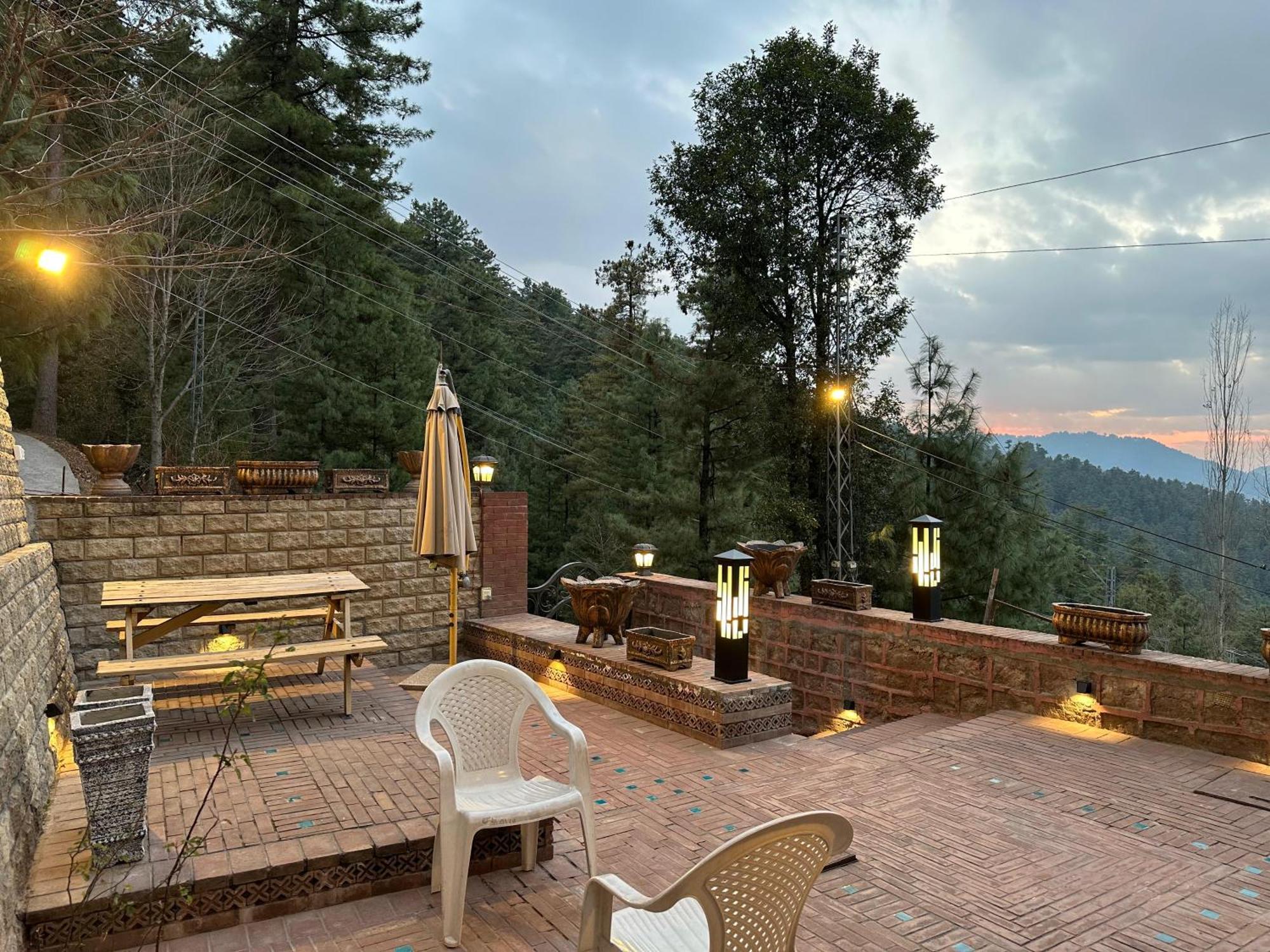 Sarah'S Lodge Муррее Экстерьер фото