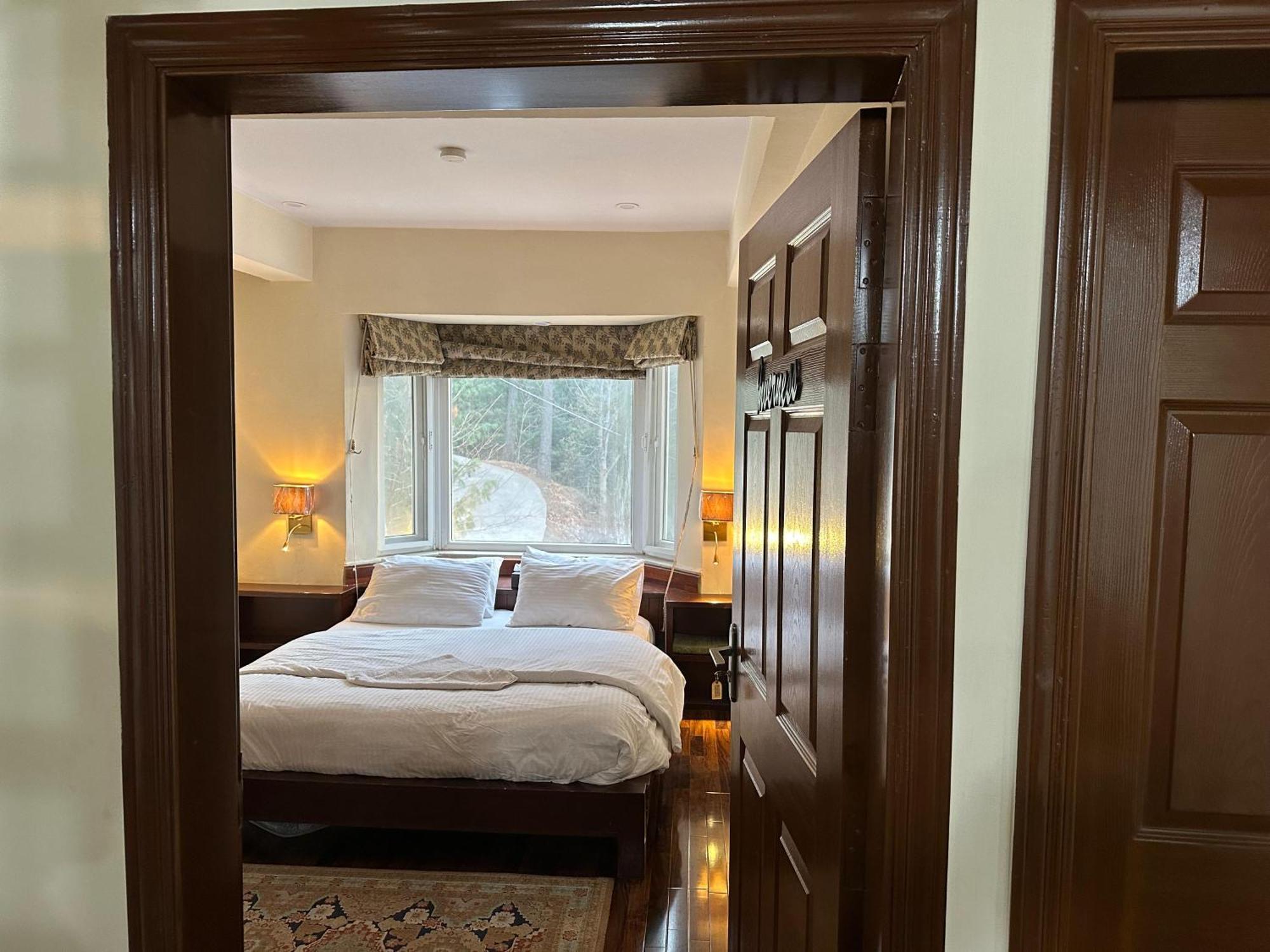 Sarah'S Lodge Муррее Экстерьер фото