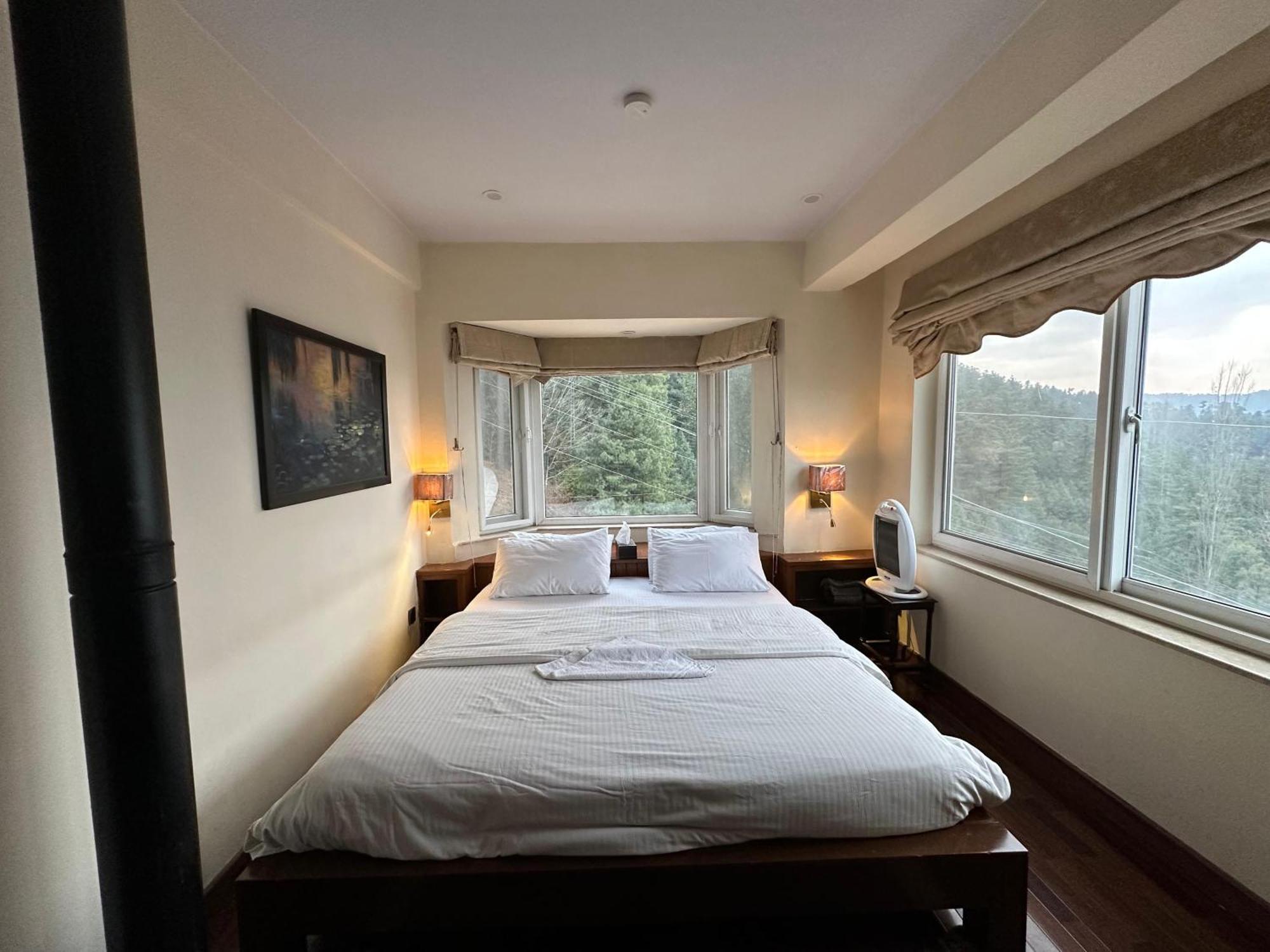 Sarah'S Lodge Муррее Экстерьер фото