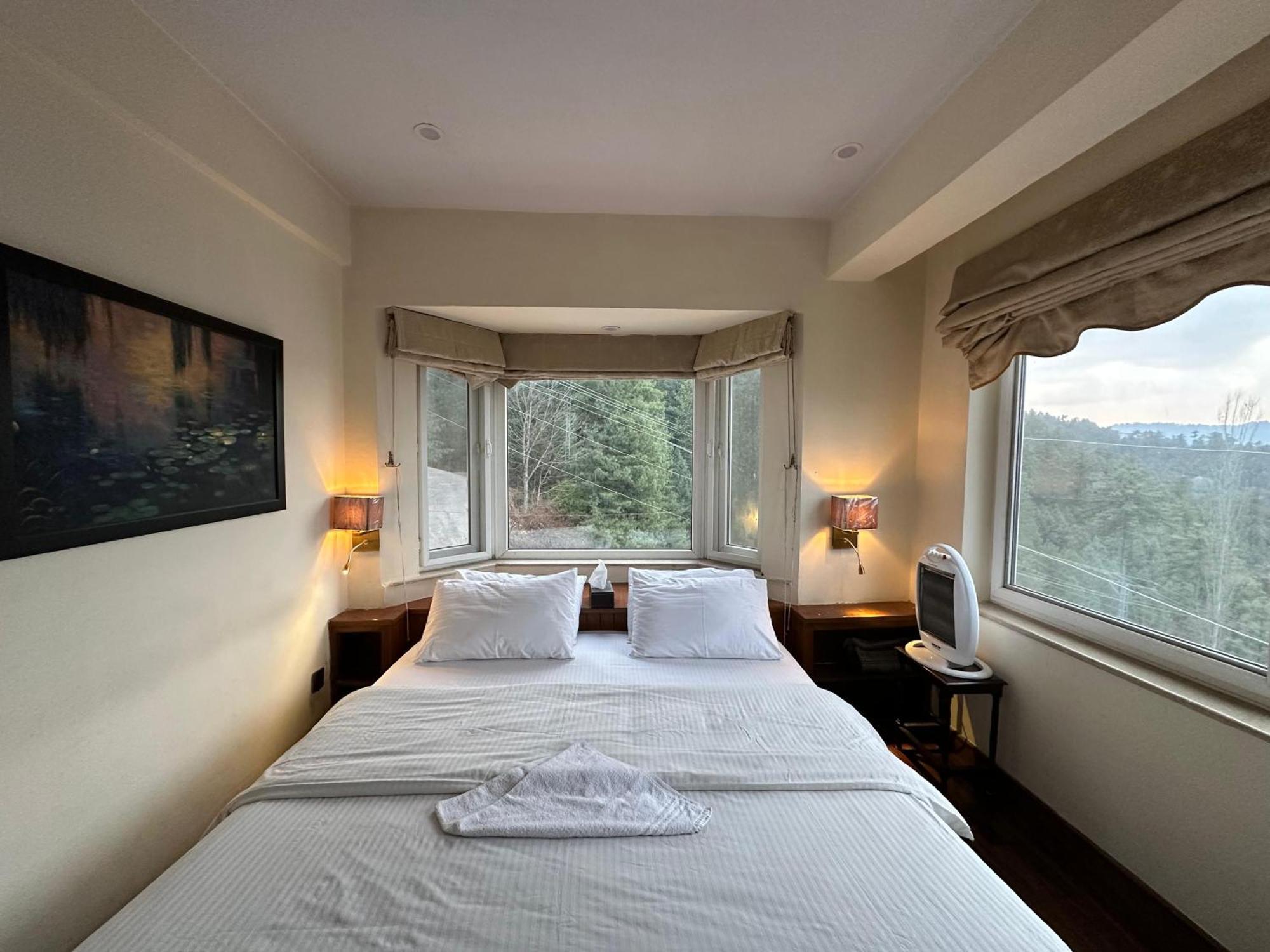 Sarah'S Lodge Муррее Экстерьер фото